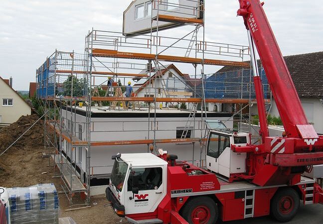 Usługi dźwigowe – w jakich sytuacjach będą potrzebne