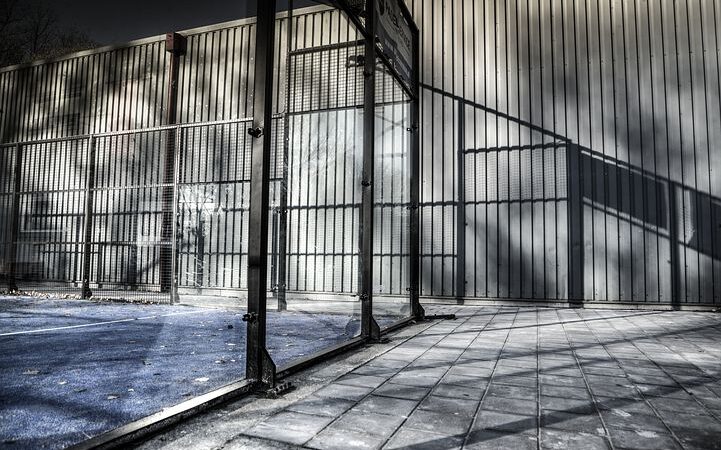 Jakie urządzenia warto zakupić do swojej fabryki